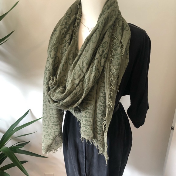 ZADIG ET VOLTAIRE SKULL SCARF - Picture 2 of 3